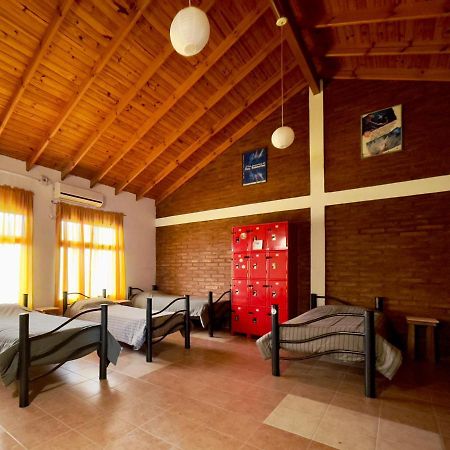 Hostel Bahia Ballenas Puerto Pirámides Esterno foto