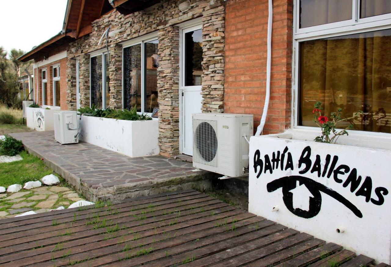 Hostel Bahia Ballenas Puerto Pirámides Esterno foto