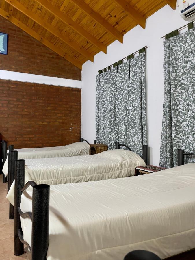 Hostel Bahia Ballenas Puerto Pirámides Esterno foto