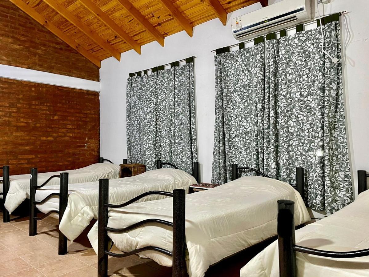 Hostel Bahia Ballenas Puerto Pirámides Esterno foto